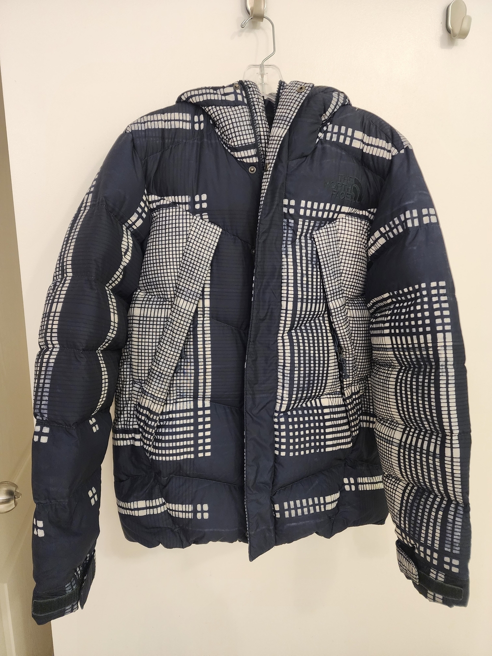 The North Face Men’s Navy Grid Print Hooded Down Jacket